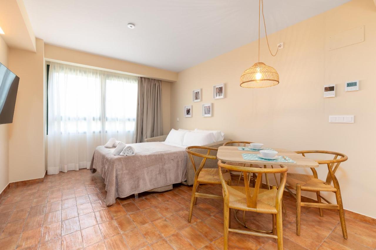 Apartamentos Las Ciencias K バレンシア エクステリア 写真